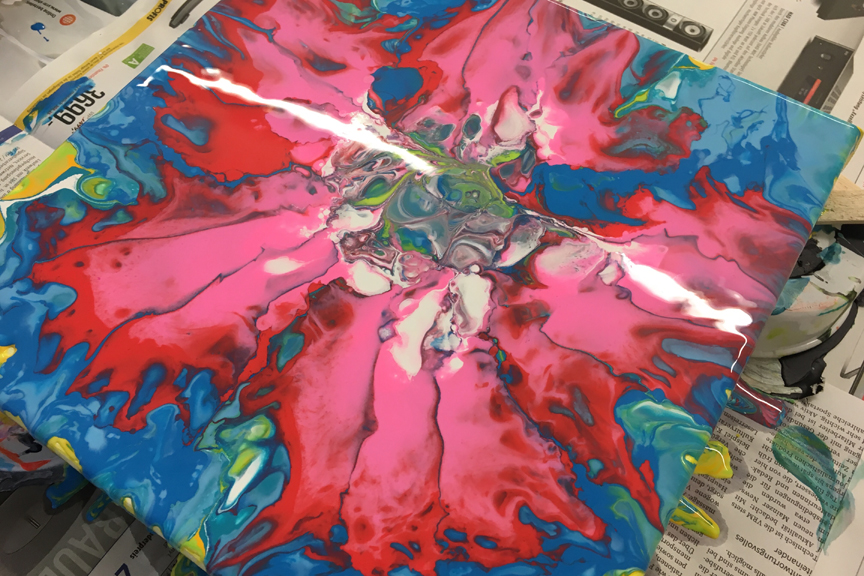 018malkurs_pouring_fluid_painting_wiesbaden_christiane_mader